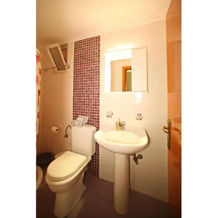 Apartamento And Thomas 1 *